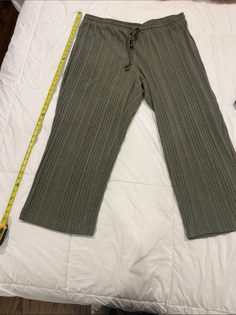 Women’s Ribbed Drawstring Pants - Olive Green - Picture 4 of 5